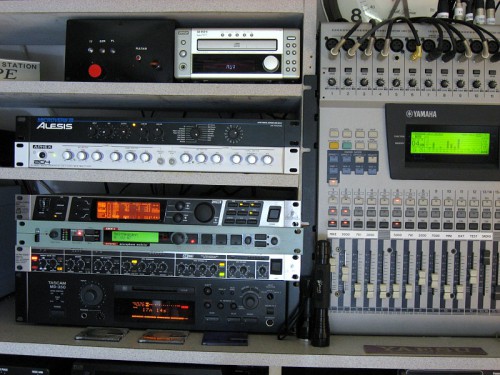 view audio rack.jpg